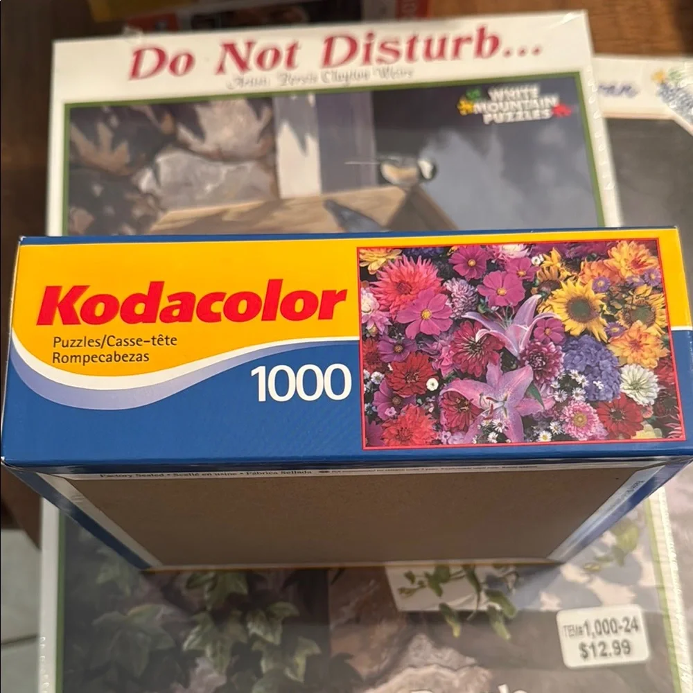 Kodacolor 1000 Piece Floral Puzzle - Picture 2 of 3